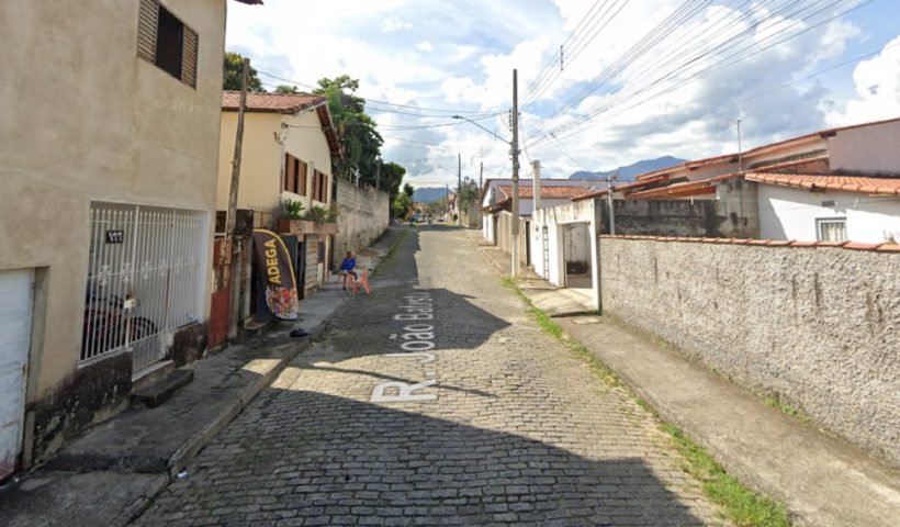 Adolescente morre baleado enquanto pilotava moto em Cruzeiro