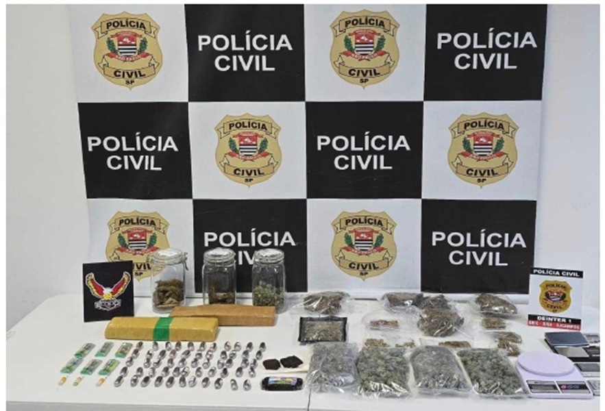 Irmãos são presos por vender drogas pelo WhatsApp em São José dos Campos