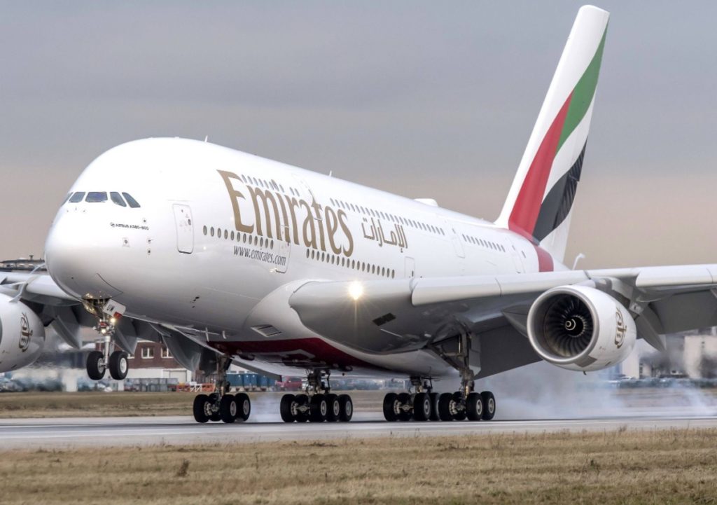 Airbus A380 da Fly Emirates que sobrevoou Ubatuba