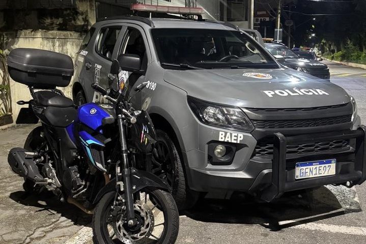 Adolescentes são apreendidos após roubo de moto em Taubaté
