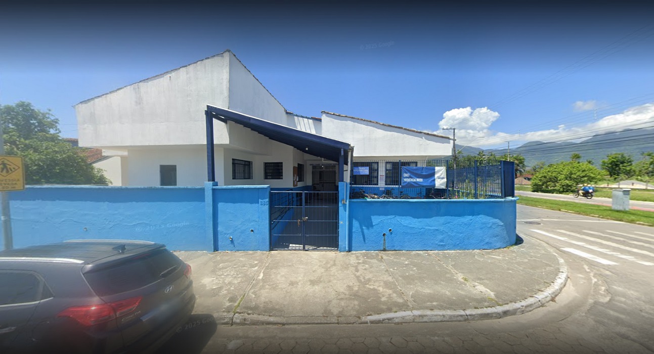 Adolescente segue internada após ataque com estilete em escola
