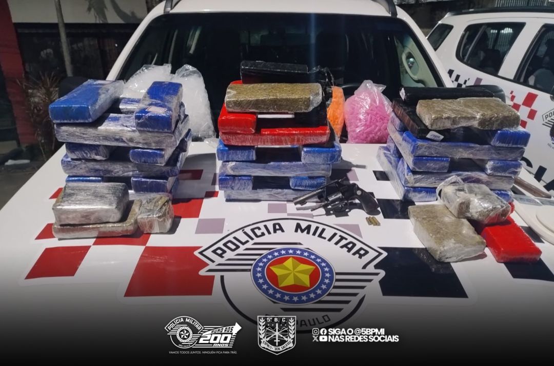 jovem-e-preso-com-fuzil-revolver-e-40-tijolos-de-maconha-em-pinda