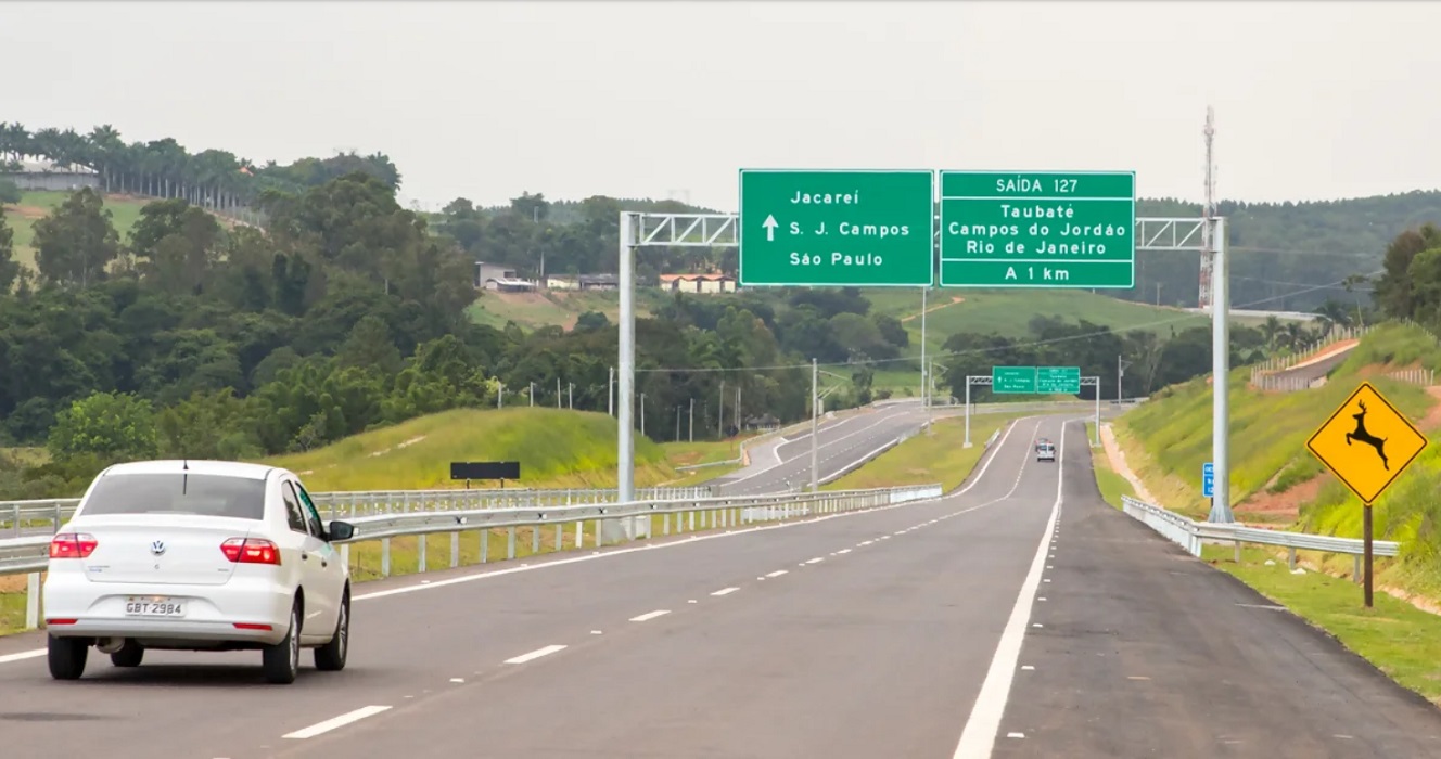 Ecovias realiza simulado na Rodovia Carvalho Pinto, em Jacareí