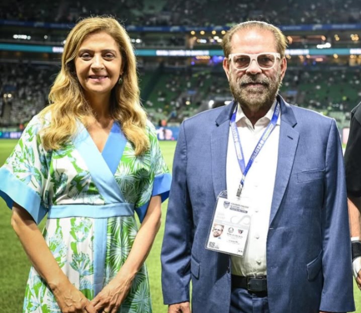 Leila Pereira (presidente do Palmeiras) ao lado de Reinaldo Carneiro Bastos (presidente da FPF)