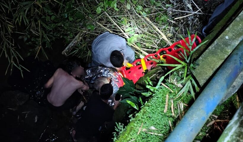 Idoso cai de ponte em Caraguá e é resgatado pelos bombeiros