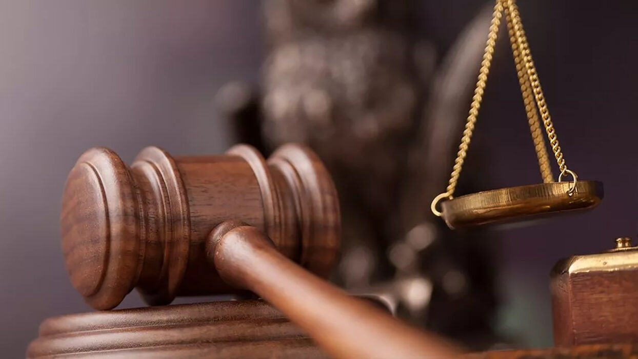 Trio é condenado a mais de 52 anos por assassinato de barman em Ilhabela