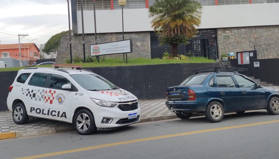Polícia Militar prende quatro pessoas e recupera veículos furtados em Jacareí