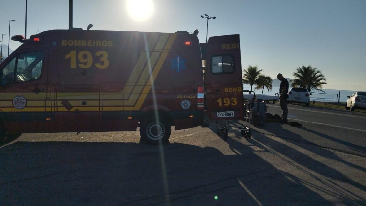 Acidente de trânsito deixa mulher ferida em Caraguatatuba