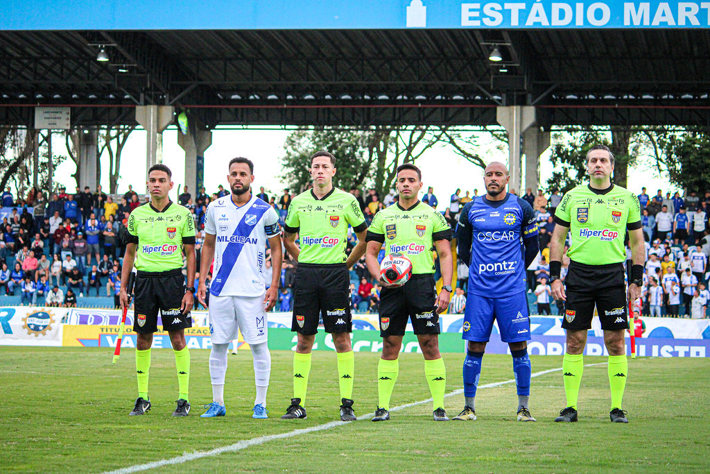 São José EC saiu com a vitória no Clássico do Vale do primeiro turno disputado no Martins Pereira