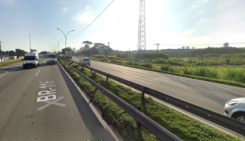 Acidente aconteceu no km 167 da Rodovia Presidente Dutra, em Jacareí