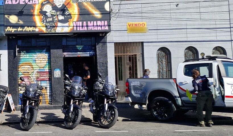 Polícia e prefeitura lacram três adegas em São José dos Campos