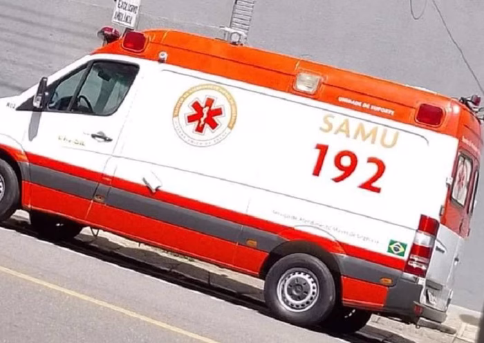 Idosa de 70 anos sofre amputação da perna após atropelamento em ponto de ônibus em Sjc