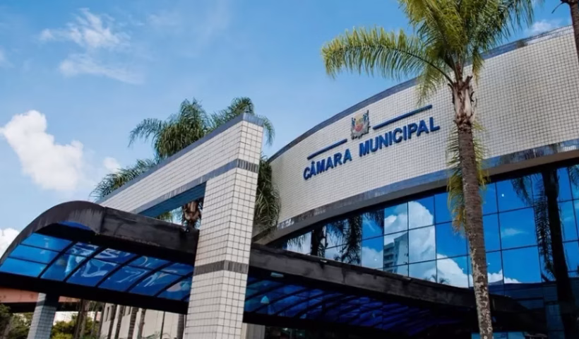 A Câmara Municipal de São José dos Campos inicia, nesta quinta-feira (18), a análise de uma série de projetos de lei complementares que podem impactar diretamente a cobrança de impostos e taxas na cidade