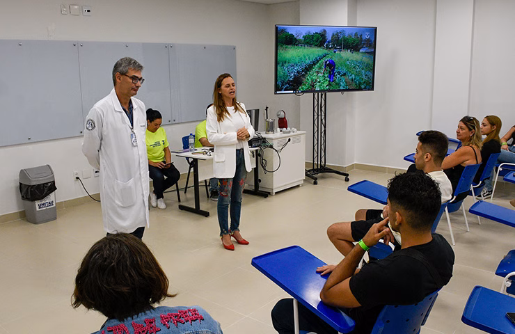 A Universidade de Taubaté (UNITAU) abriu inscrições para concurso público destinado à contratação de 21 professores, com oportunidades distribuídas pelos campi de Taubaté, Caraguatatuba e Cruzeiro.