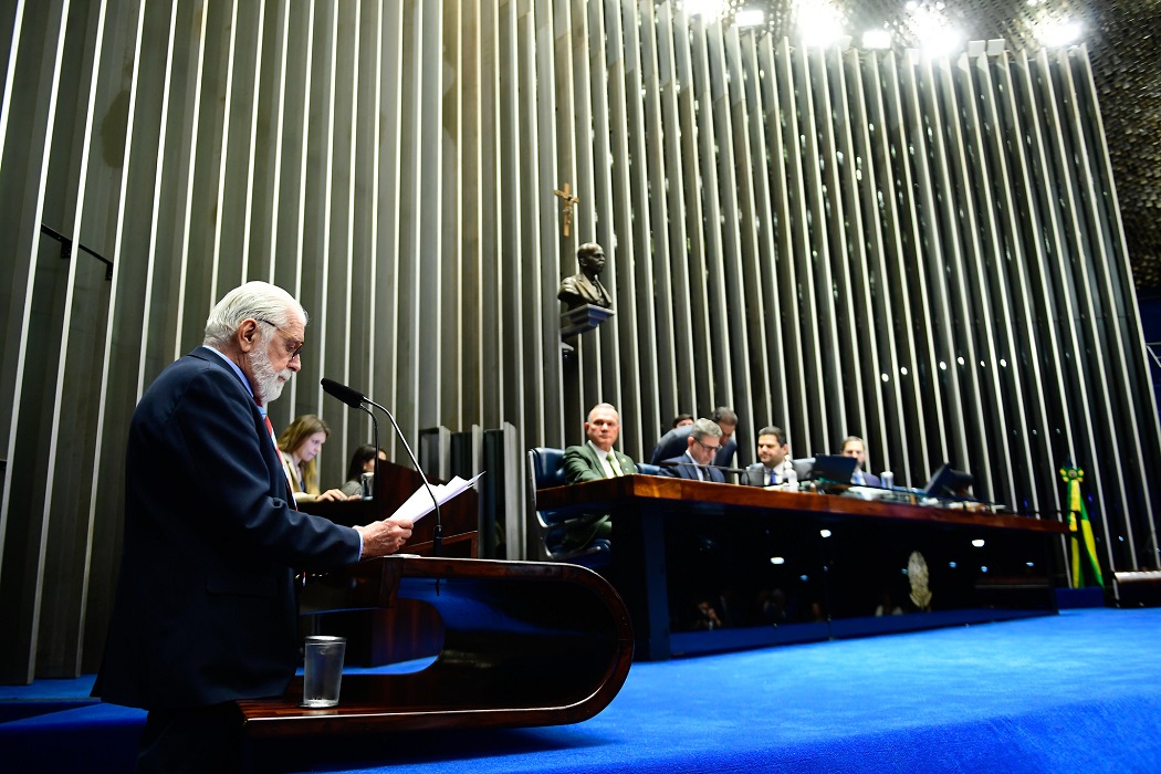 Senado aprova isenção de IR para quem ganha até R$ 3 mil