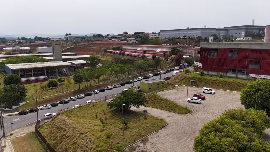 A Prefeitura de Bragança Paulista oficializou nesta sexta-feira (12) a doação de um terreno de 7.109 metros quadrados, localizado no Jardim da Fraternidade,