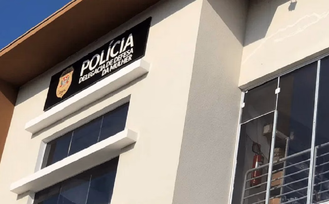 A Polícia Civil registrou em flagrante um caso de violência doméstica ocorrido na tarde desta segunda-feira (1º) em uma residência localizada no bairro Urbanova,