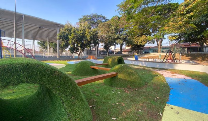 A população do Bosque dos Eucaliptos, em São José dos Campos, ganha neste sábado (13) um espaço esportivo e de lazer totalmente revitalizado.