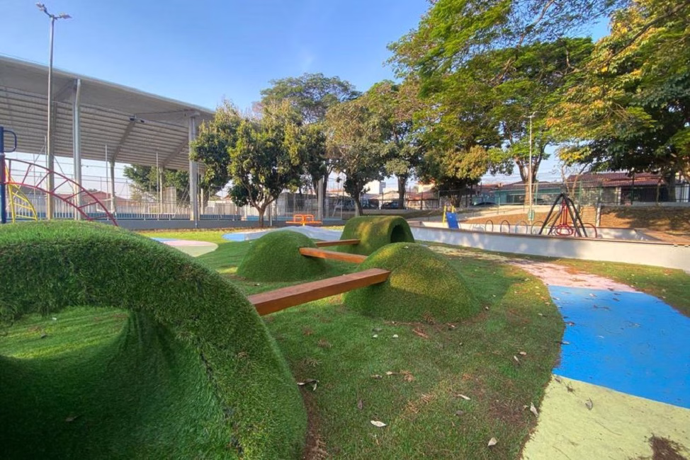A população do Bosque dos Eucaliptos, em São José dos Campos, ganha neste sábado (13) um espaço esportivo e de lazer totalmente revitalizado.