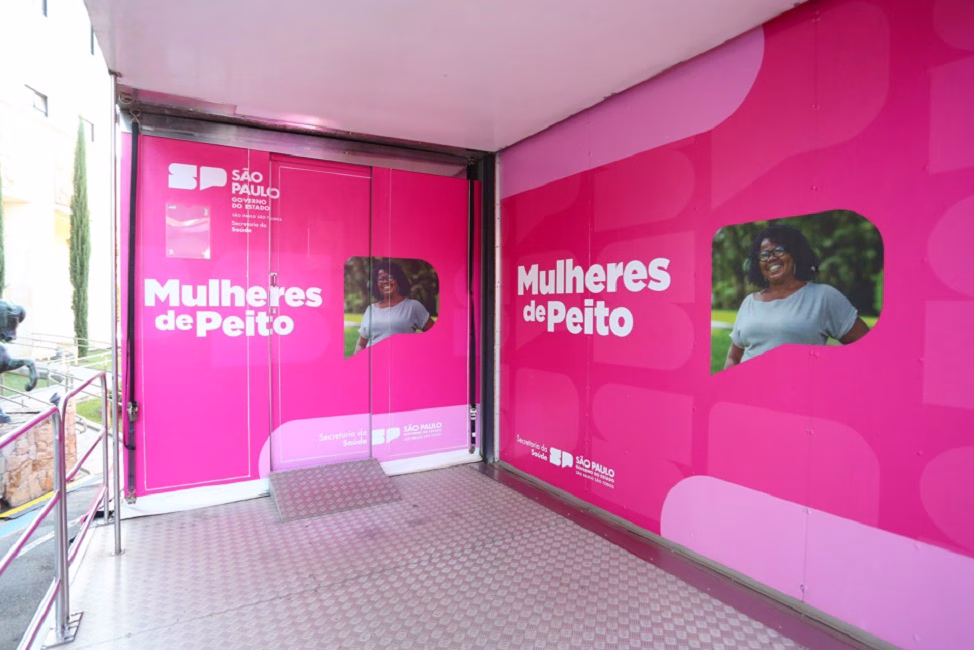 A Prefeitura de São José dos Campos deu início à programação do Outubro Rosa, mês dedicado à conscientização sobre a prevenção e o diagnóstico precoce do câncer de mama.