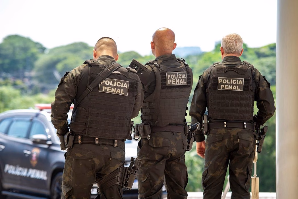 Polícia Penal de SP abre concurso com 1,1 mil vagas e salário de R$ 4,6 mil