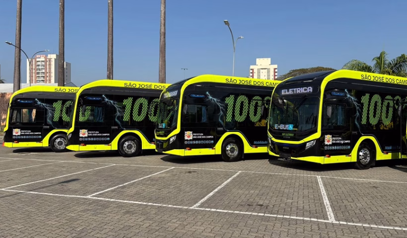 São José dos Campos recebeu nesta semana os primeiros cinco ônibus elétricos de um total de 400 que vão compor a nova frota do transporte público municipa
