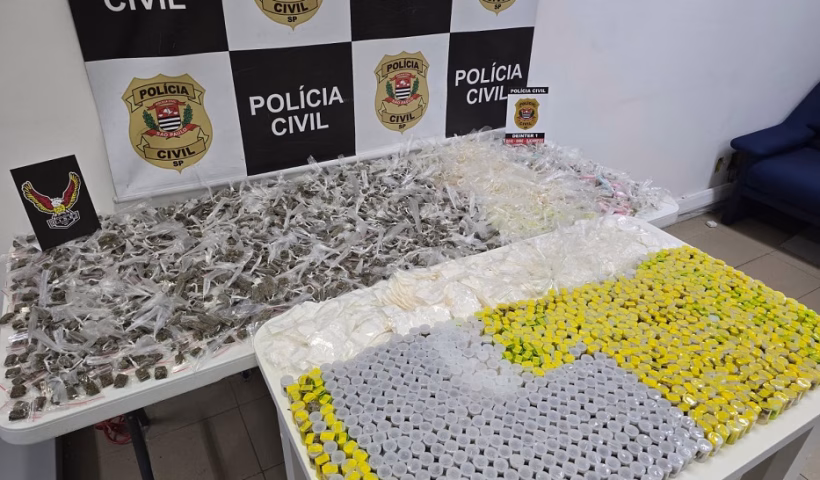 Polícia encontra “casa bomba” com mais de 4 mil porções de drogas em SJC