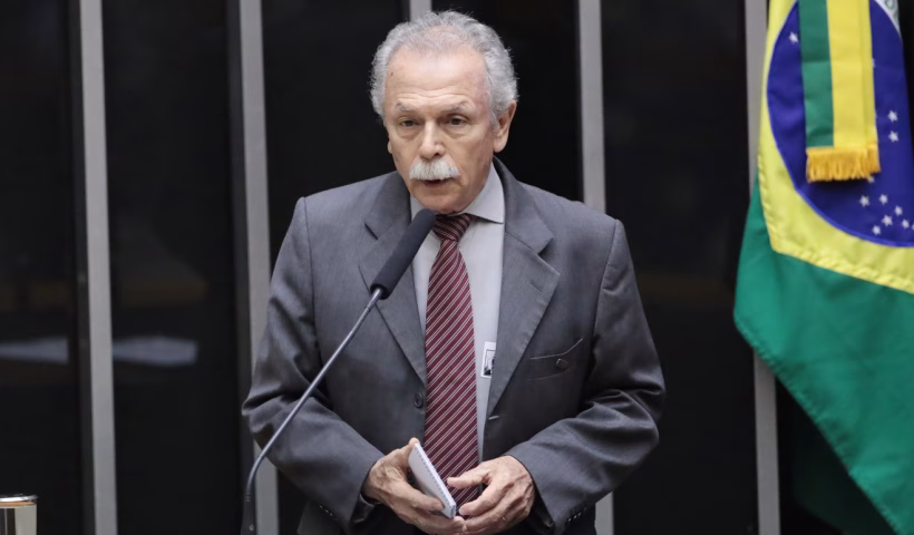 Galvão diz que apoio da família foi crucial para aceitar vaga de Boulos