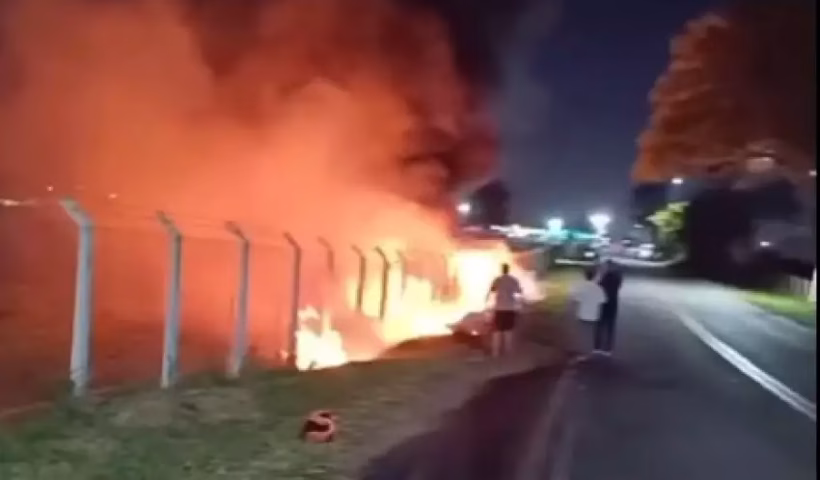 Acidente aconteceu na marginal da Dutra em Caçapava