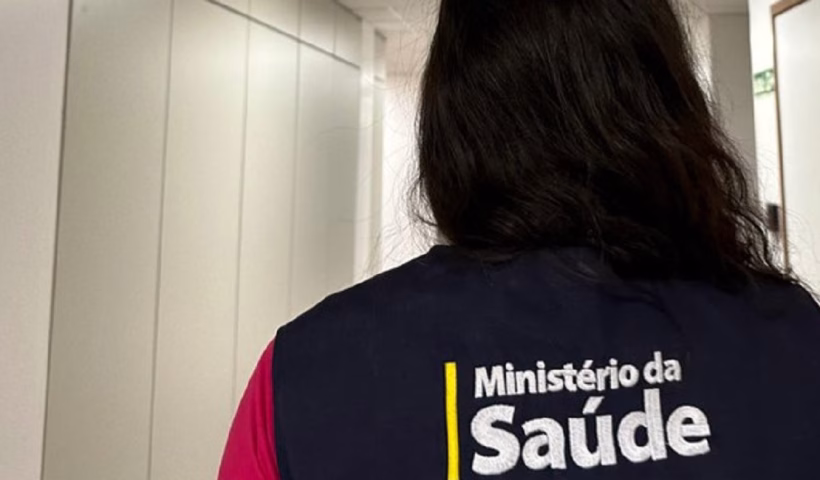 O Ministério da Saúde confirmou nesta sexta-feira (10) 29 casos de intoxicação por metanol relacionados ao consumo de bebidas alcoólicas adulteradas no Brasil.
