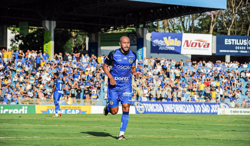 Danilo Fidélis, volante do São José EC