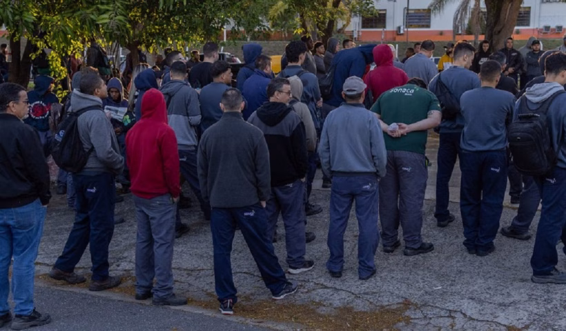 Setor aeronáutico: metalúrgicos da Sonaca entram em greve por tempo indeterminado em SJC