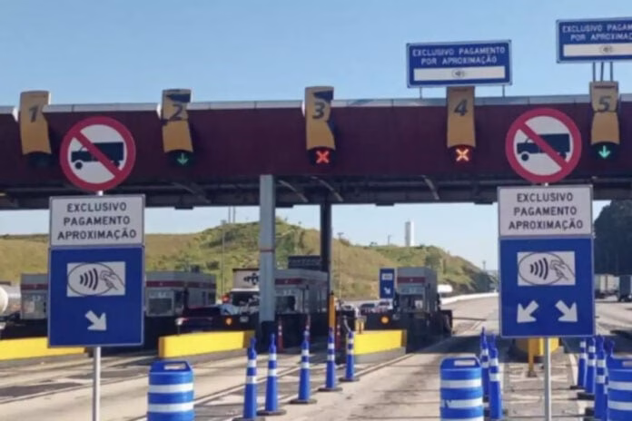 cabines de autoatendimento na Tamoios