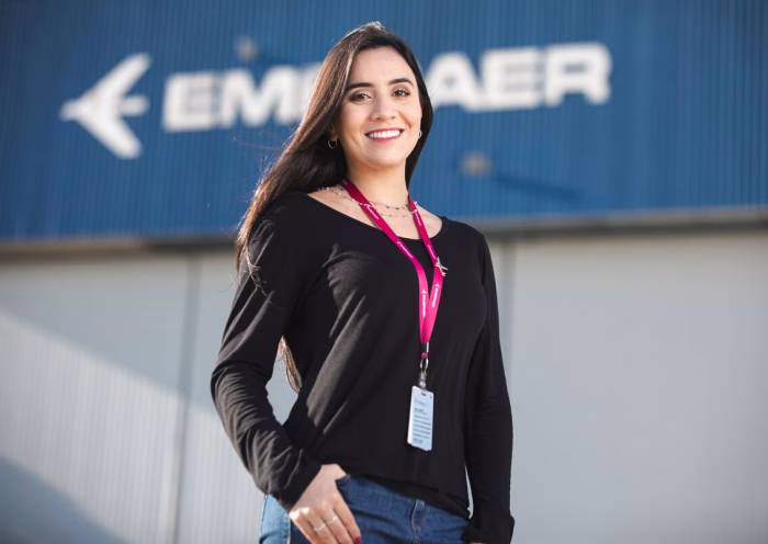 Embraer contrata para dezenas de vagas em São José; veja como concorrer