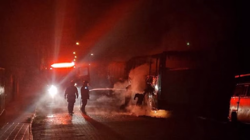 Prefeitura de Lavrinhas investiga incêndio em veículos oficiais
