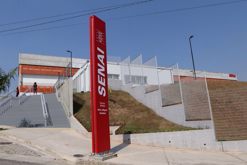 Senai e Sebrae abrem vagas gratuitas em cursos automotivos no Vale