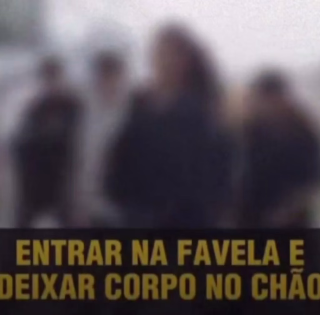 Vídeo: Colégio Cívico-Militar: jovens aprendem cantos para matar