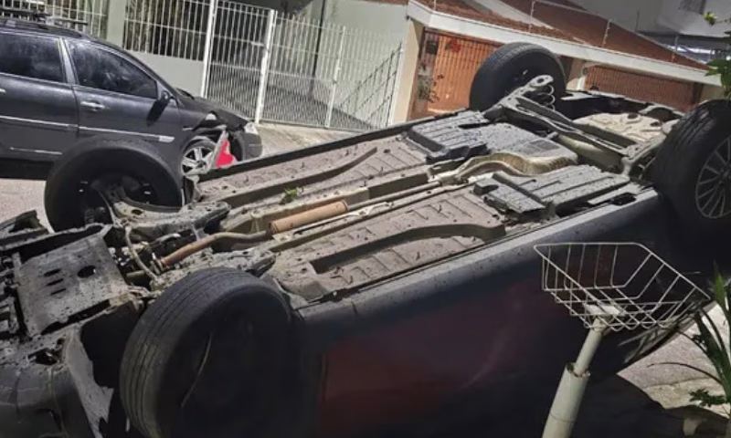 Uma ocorrência envolvendo uma adolescente de 15 anos movimentou a madrugada deste domingo (16) no bairro Jardim das Indústrias
