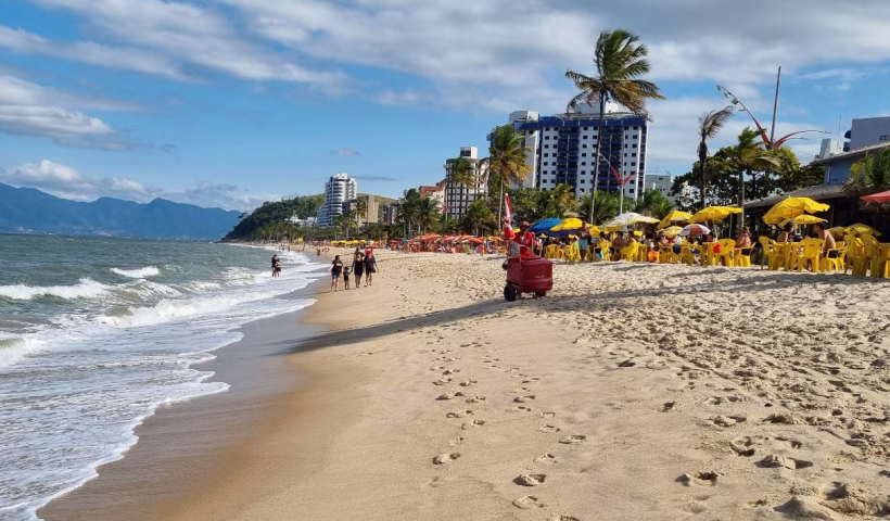 Turista de Jacareí morre após possível afogamento em Caraguá