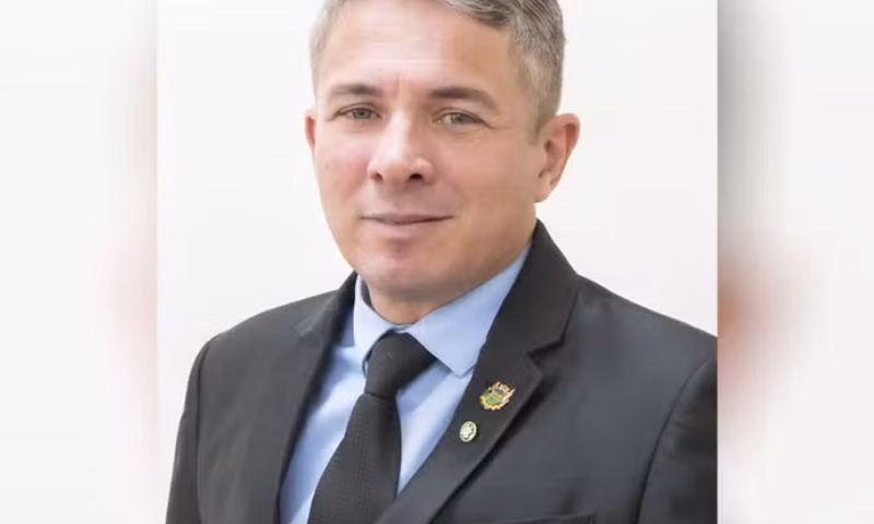 O vereador de Taubaté, Alberto Barreto, do PRD, está internado desde o fim de semana após sofrer um Acidente Vascular Cerebral.