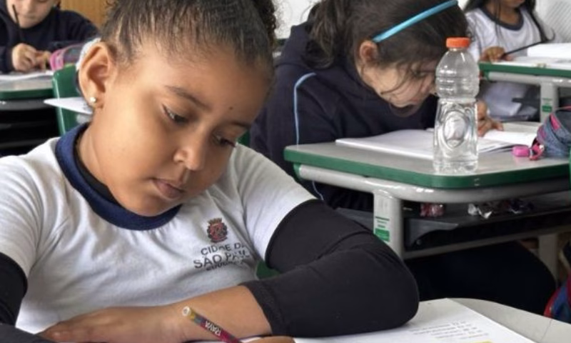 As escolas da Rede Municipal de Ensino estão em ritmo intenso de preparação para o Sistema de Avaliação de Rendimento Escolar do Estado de São Paulo (Saresp)