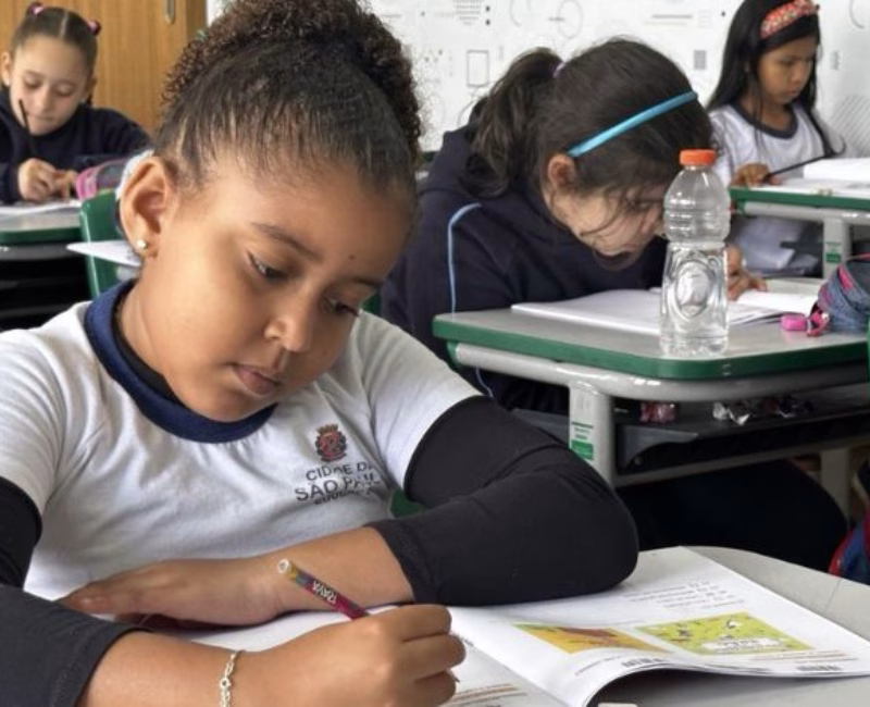As escolas da Rede Municipal de Ensino estão em ritmo intenso de preparação para o Sistema de Avaliação de Rendimento Escolar do Estado de São Paulo (Saresp)
