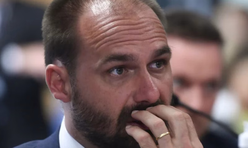 De acordo com o ministro, essas ameaças se materializaram por meio de articulações internacionais direcionadas ao governo dos Estados Unidos