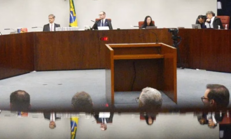 O Supremo Tribunal Federal (STF) publicou, nesta segunda-feira (17), a ata de julgamento que confirma a rejeição unânime dos recursos apresentados pelo
