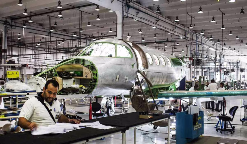 Embraer abre 55 vagas de emprego em São José dos Campos