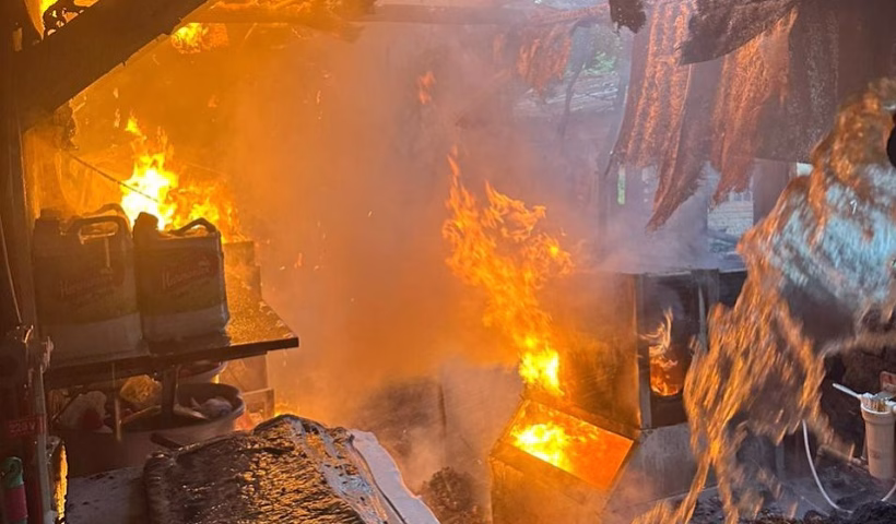 Incêndio atinge hotel no Litoral Norte de SP e mobiliza bombeiros