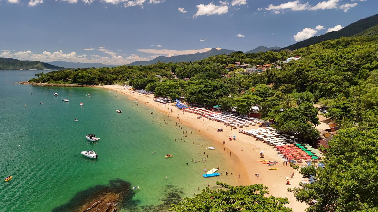 Praia do Curral, em Ilhabela