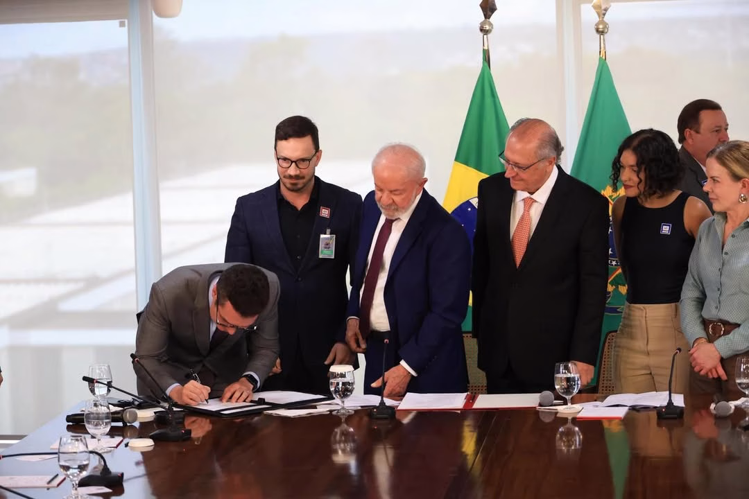 O prefeito de Jacareí, Celso Florêncio (PL), anunciou na tarde desta quinta-feira (18) a liberação de R$ 50 milhões