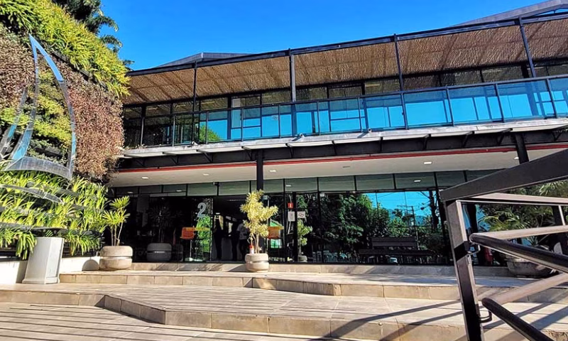 A Prefeitura de Ilhabela informa que, a partir do dia 2 de janeiro, estarão abertas as inscrições para os pedidos de renovação do Programa Bolsa de Estudos,