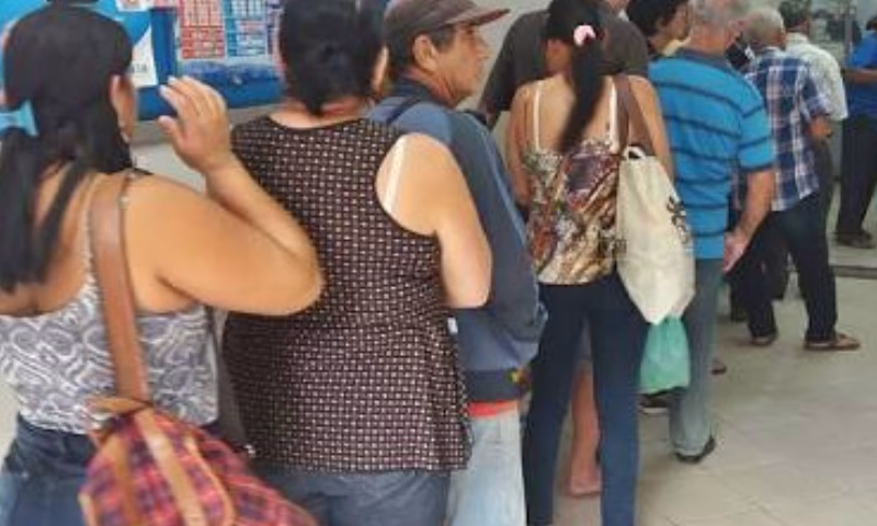 A Mega da Virada 2025 promete marcar um novo capítulo na história das loterias brasileiras. Segundo a Caixa Econômica Federal, o prêmio estimado chega a R$ 1 bilhão,